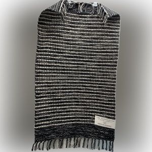 The Farmhouse by Rachel Ashwell - Cotton Decorative Rug - 27 x 45 Inches - NEW